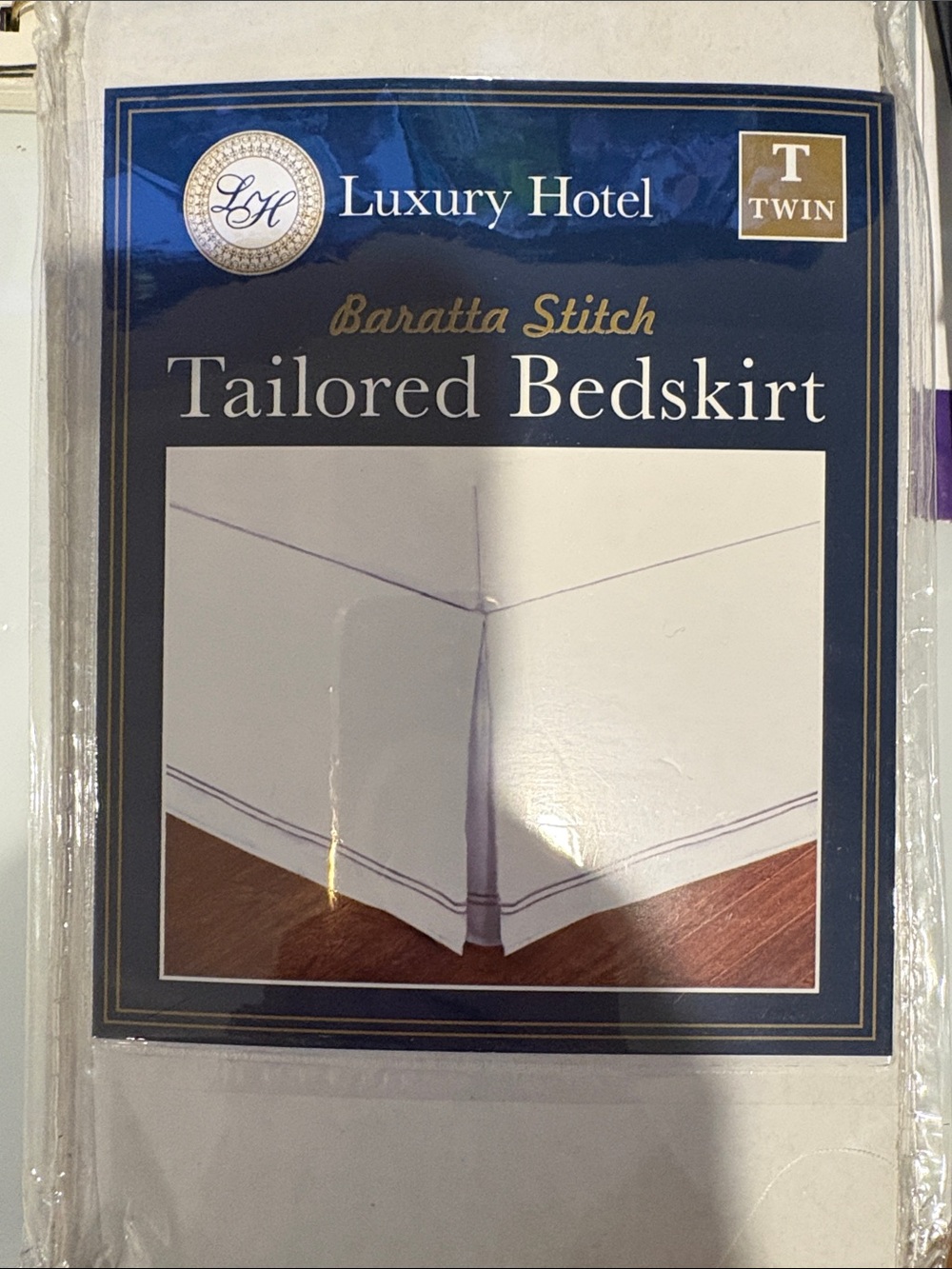 Baratta Stitch Tailored Bedskirt — White (Twin)